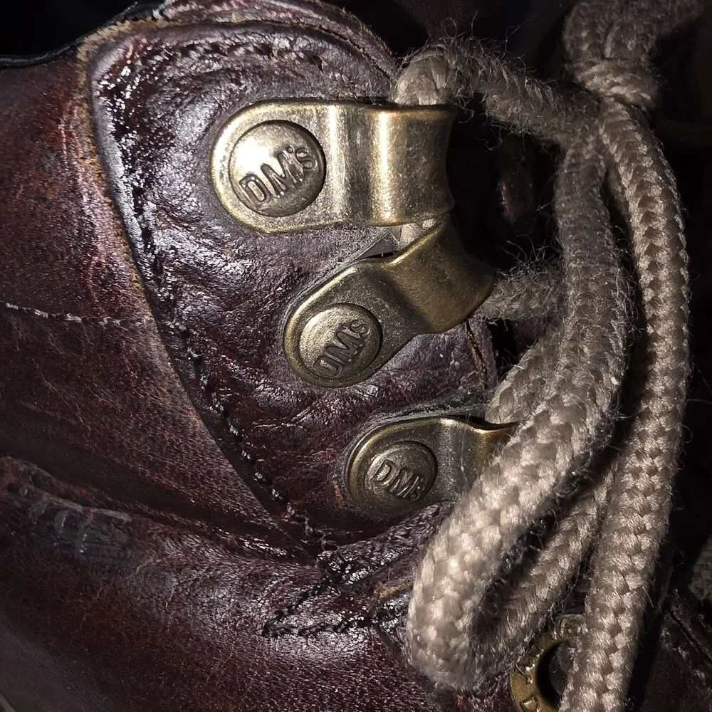 DR MARTENS ENGLAND #8287 4UK/6US Vintage Distressed Brown Leather Ankle Boots